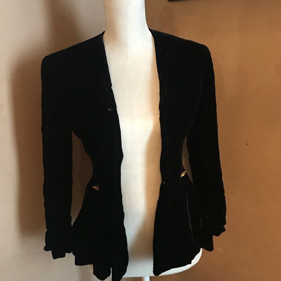 Black velvet blazer - Picture 1 of 2